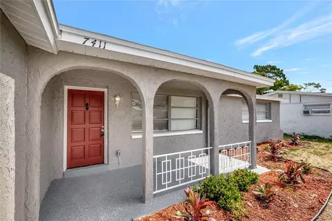 7411 Seashore Dr, Port Richey, FL 34668