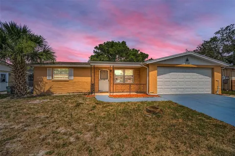 9100 Lunar Ln, Port Richey, FL 34668