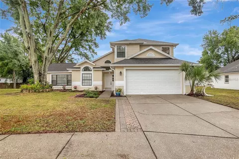 1808 Sawhorse Ct, Lutz, FL 33559