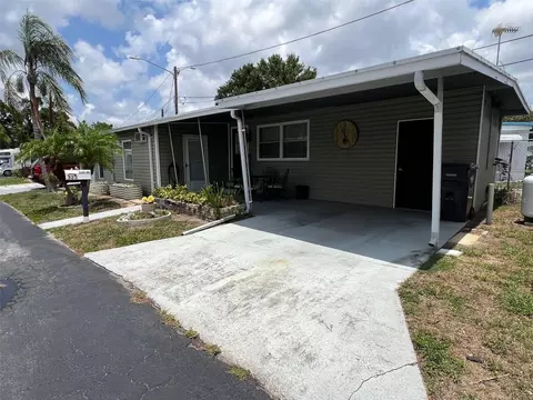 4097 46th Ave N #323, Saint Petersburg, FL 33714