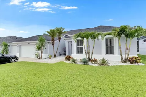 5117 Whispering Leaf Trl, Valrico, FL 33596