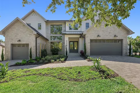 924 42nd Ave N, Saint Petersburg, FL 33703