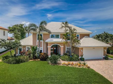1988 Carolina Cir NE, Saint Petersburg, FL 33703