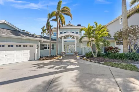 17077 Dolphin Dr, North Redington Beach, FL 33708