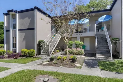 125 Picardy Villa Cir #100, Brandon, FL 33510