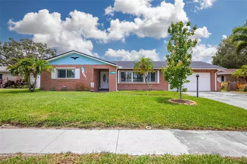 13296 88th Ave N, Seminole, FL 33776