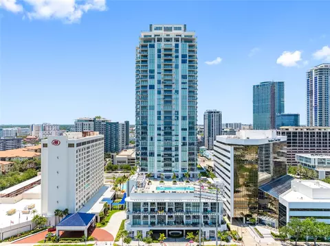 301 1st St S #1906, Saint Petersburg, FL 33701