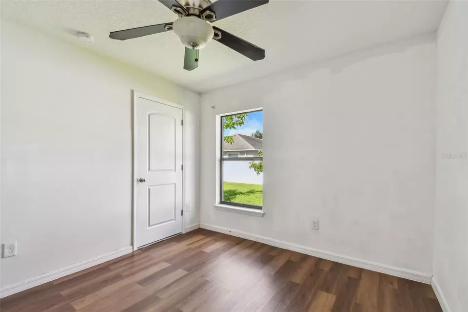 Bedroom - 11837 Thicket Wood Dr, Riverview, FL 33579 photo 7 of 17