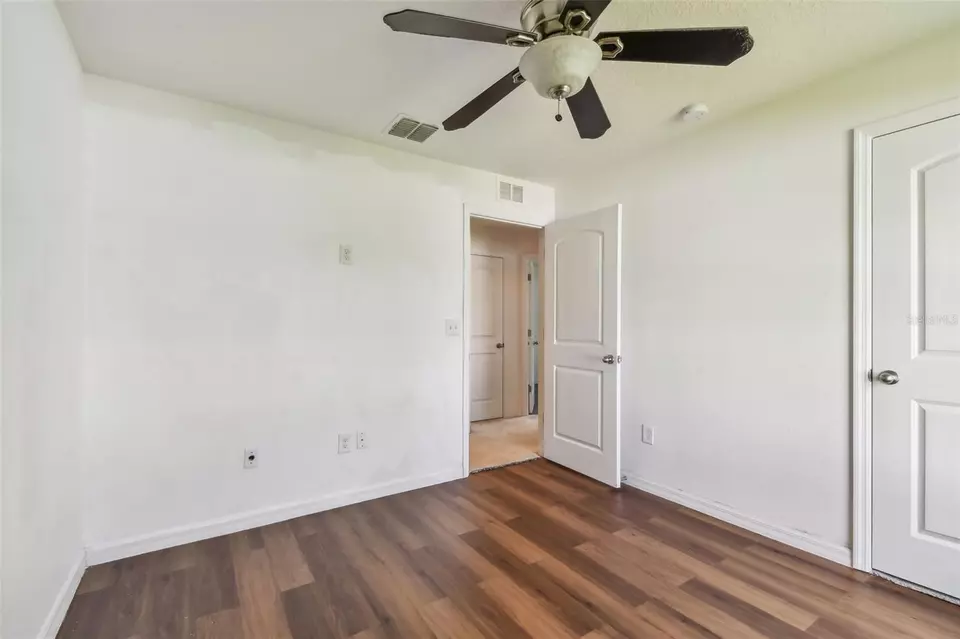 Bedroom - 11837 Thicket Wood Dr, Riverview, FL 33579 photo 8 of 17