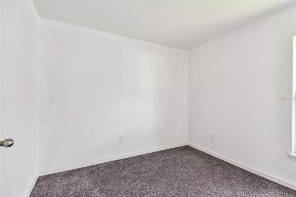 Bedroom - 11837 Thicket Wood Dr, Riverview, FL 33579 photo 14 of 17