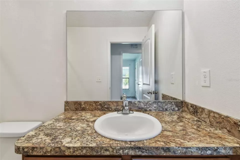 Bath - 11837 Thicket Wood Dr, Riverview, FL 33579 photo 4 of 4
