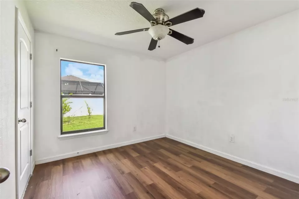 Bedroom - 11837 Thicket Wood Dr, Riverview, FL 33579 photo 6 of 17
