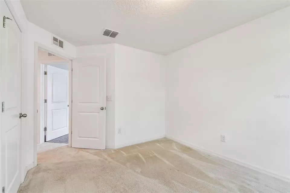 Bedroom - 11837 Thicket Wood Dr, Riverview, FL 33579 photo 13 of 17