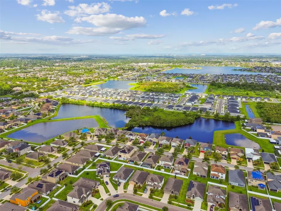 View/Area - 11837 Thicket Wood Dr, Riverview, FL 33579 photo 14 of 31