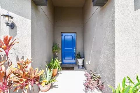 Entry Way - 11837 Thicket Wood Dr, Riverview, FL 33579 photo 1 of 4