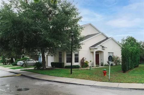 9616 Carlsdale Dr, Riverview, FL 33578