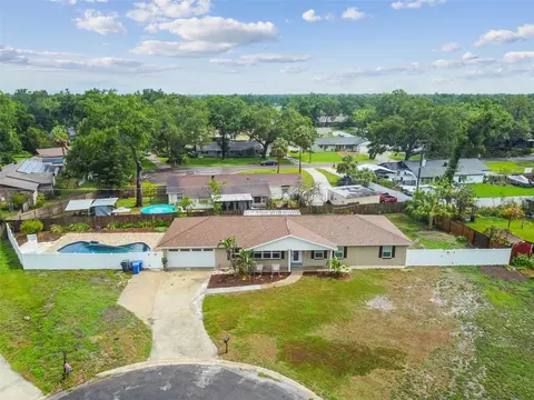 1410 Moss Laden Ct, Brandon, FL 33511