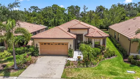 137 Silver Falls Dr, Apollo Beach, FL 33572