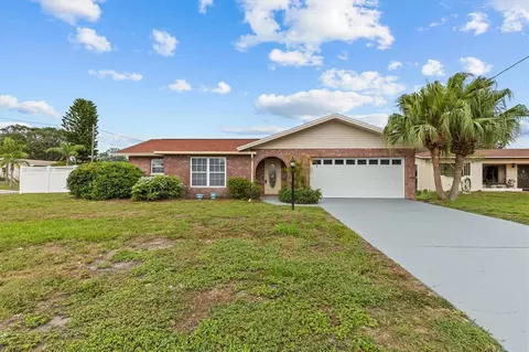 326 Circle Dr, Palm Harbor, FL 34683