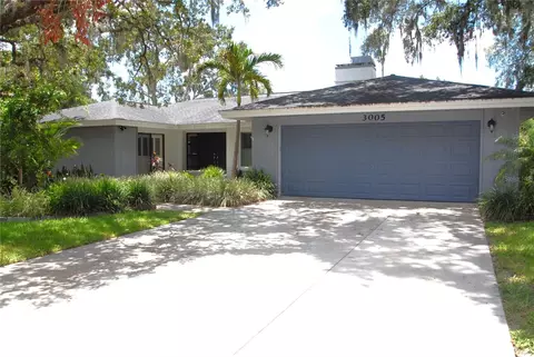 3005 Wilton Ln, Valrico, FL 33596