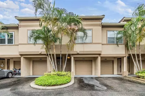 820 Normandy Trace Rd, Tampa, FL 33602
