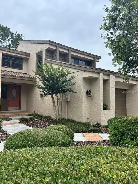 2332 S Fairway Dr, Plant City, FL 33566