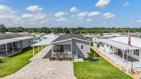 37624 Landis Ave, Zephyrhills, FL 33541