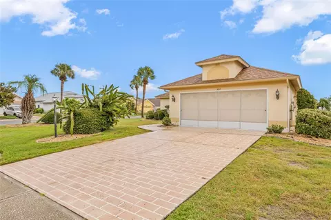 337 Northway Dr, Sun City Center, FL 33573