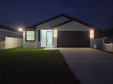 2717 W Sitka St, Tampa, FL 33614