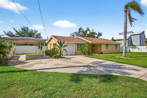 3225 W Shell Point Rd, Ruskin, FL 33570