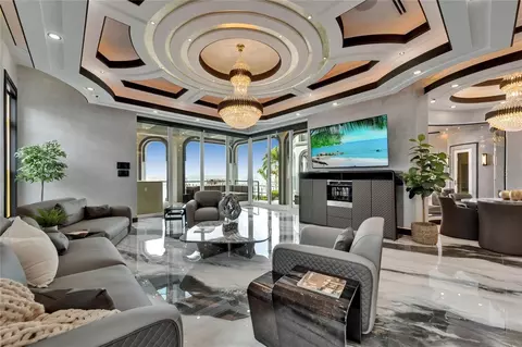 Living - 6526 Surfside Blvd, Apollo Beach, FL 33572 photo 5 of 9