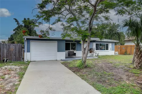 10703 59th Ave, Seminole, FL 33772