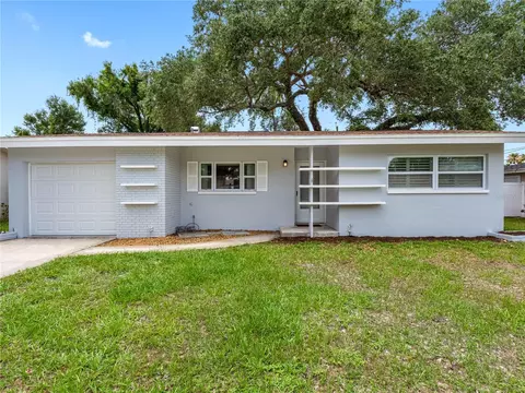 2432 Keene Park Dr, Largo, FL 33771