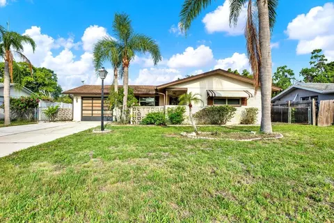 10407 Oleander Dr, Port Richey, FL 34668