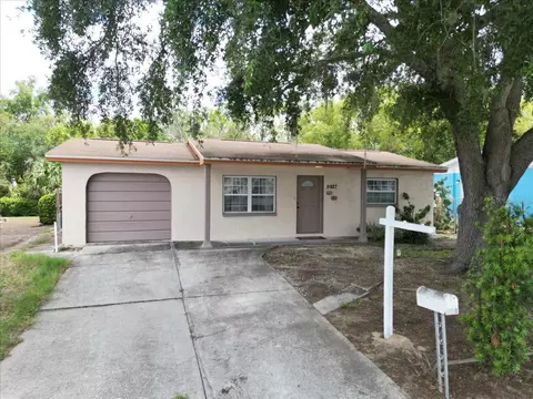 9927 Woodridge Ct, Port Richey, FL 34668