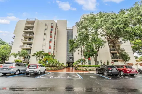 2699 Seville Blvd #207, Clearwater, FL 33764