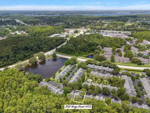 3521 Kings Rd #105, Palm Harbor, FL 34685