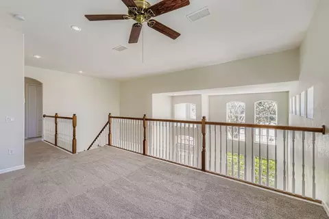 Living - 528 Herring Gull Ct, Ocoee, FL 34761 photo 8 of 8