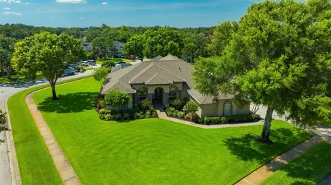 2847 Mossy Timber Trl, Valrico, FL 33596