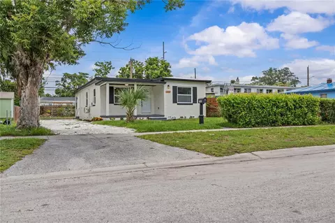 2465 16th Ave S, Saint Petersburg, FL 33712