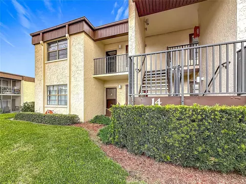 2400 Winding Creek Blvd #14-201, Clearwater, FL 33761