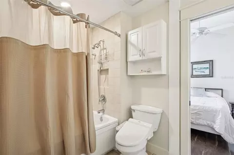 Bath - 1803 143rd Ct E, Bradenton, FL 34212 photo 2 of 5