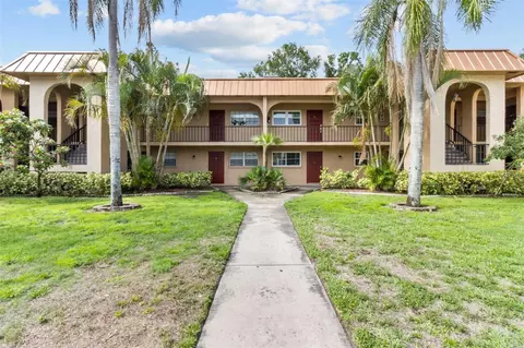 4500 E Bay Dr #106, Clearwater, FL 33764