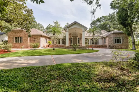 3042 Oak Creek Dr N, Clearwater, FL 33761