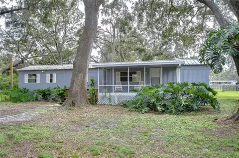3153 Tina Marie Dr, Wesley Chapel, FL 33543