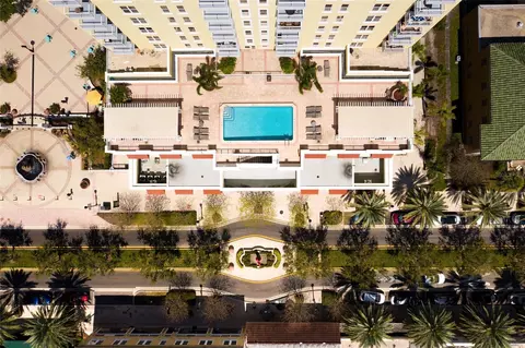 628 Cleveland St #711, Clearwater, FL 33755