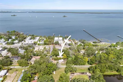 328 Pershing St, Dunedin, FL 34698 photo 1