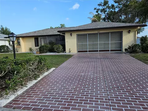 1510 Flamingo Ln, Sun City Center, FL 33573