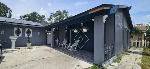 7515 Brookhaven Ct, Tampa, FL 33634