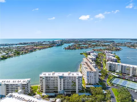 7932 Sailboat Key Blvd S #406, South Pasadena, FL 33707
